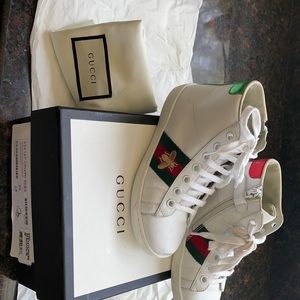 Gucci hi top sneakers unisex size 12 US. (29 EU)